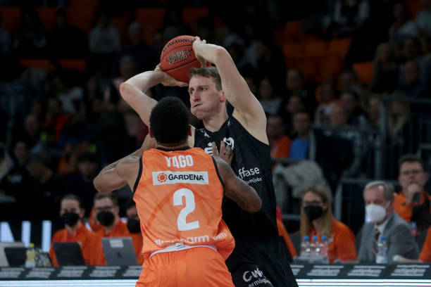 和不屈斗志 和不屈斗志