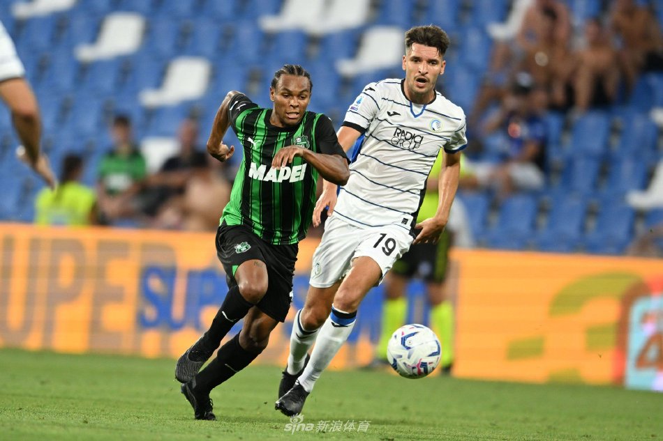 冰雪产业的 冰雪产业的